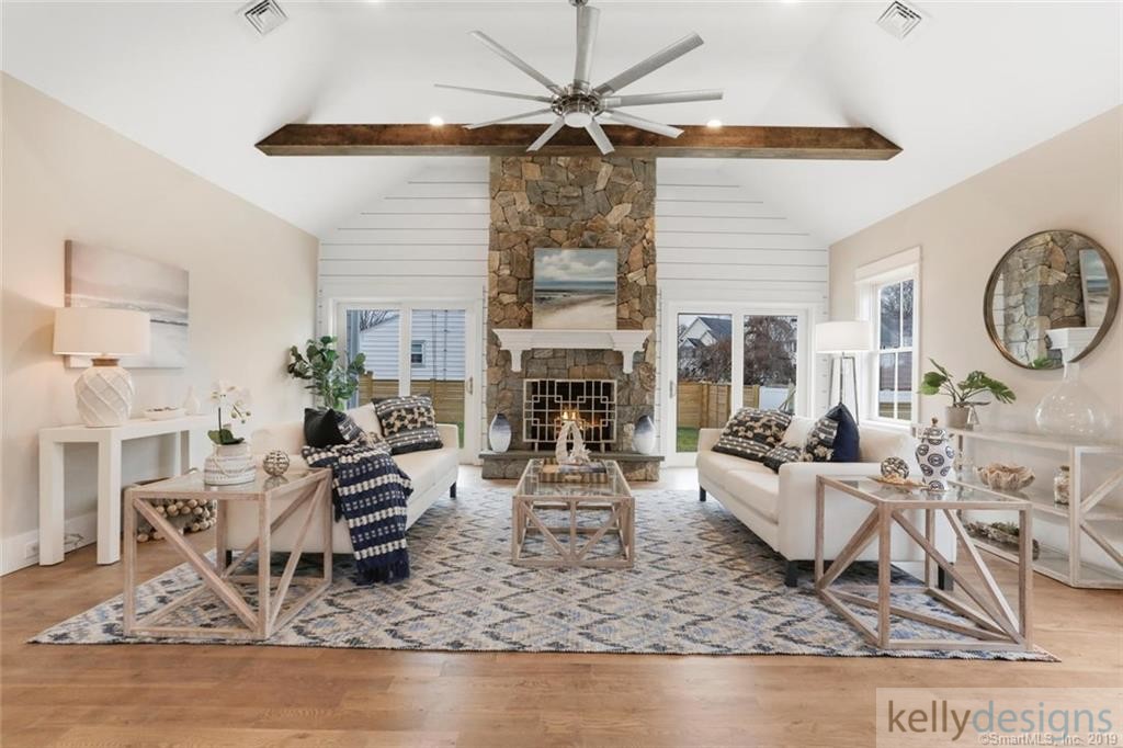 Bonus on Blake - Home Staging by kellydeisgns